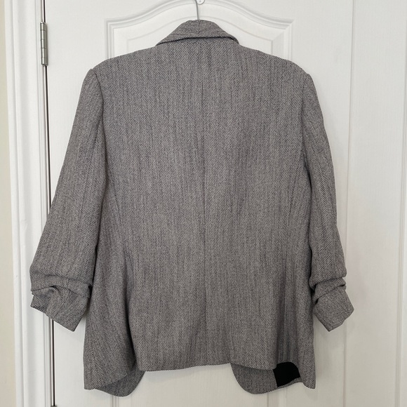 H&M Blazer, Size 10/42, 3/4 sleeves - Picture 2 of 3